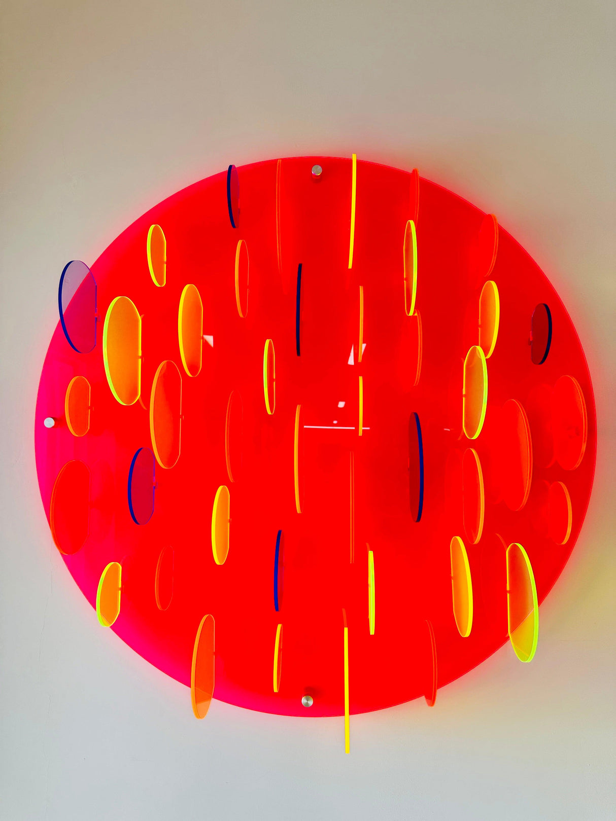 Scalloped Bubbles 3D Wall Art Fluorescent Transparent Acrylic - uniqstiq