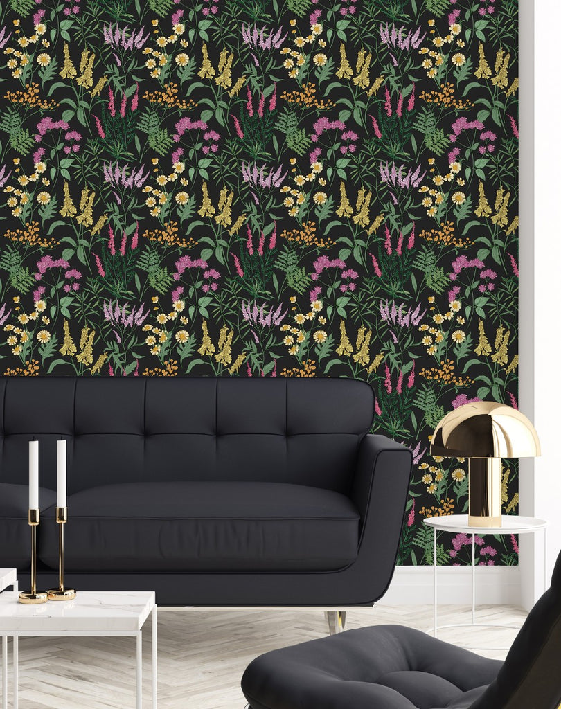 Black Wallpaper with Wildflowers  uniQstiQ Floral