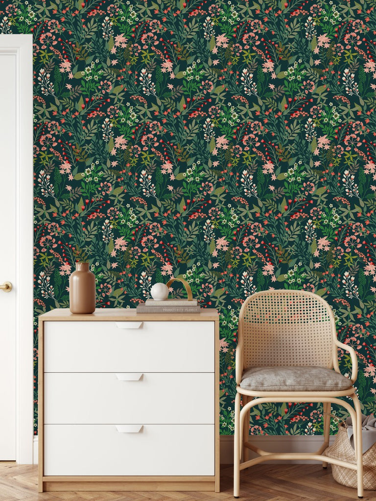 Green Wallpaper with Wildflowers  uniQstiQ Floral
