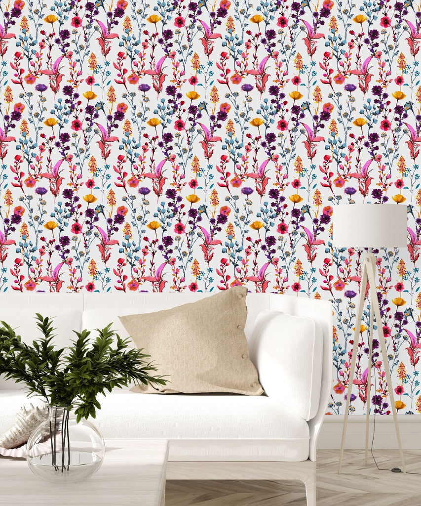 White Wallpaper with Flowers uniQstiQ Floral