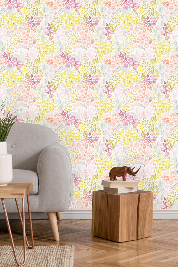 uniQstiQ Botanical Tender Pattern with Flowers and Butterflies Wallpaper Wallpaper